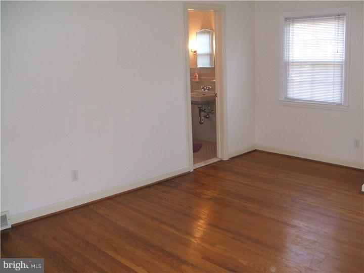 12 Kent Road Cherry Hill, NJ 08002 - Photo 6 of 11