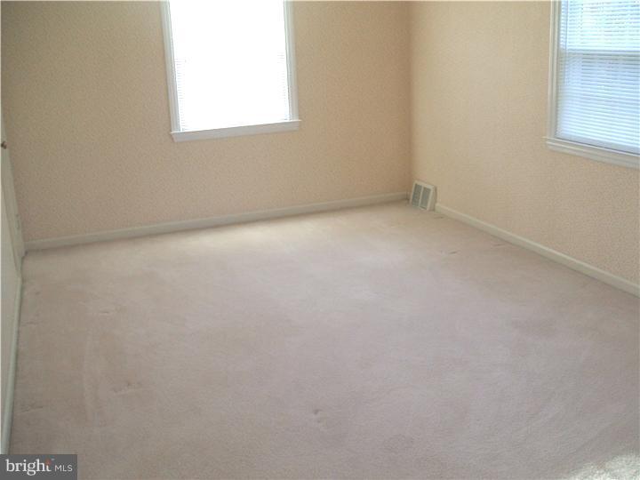 12 Kent Road Cherry Hill, NJ 08002 - Photo 7 of 11