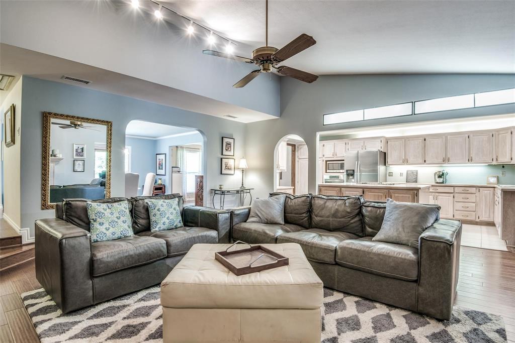 6607 Roundrock Road Dallas, TX 75248 - Photo 14 of 25