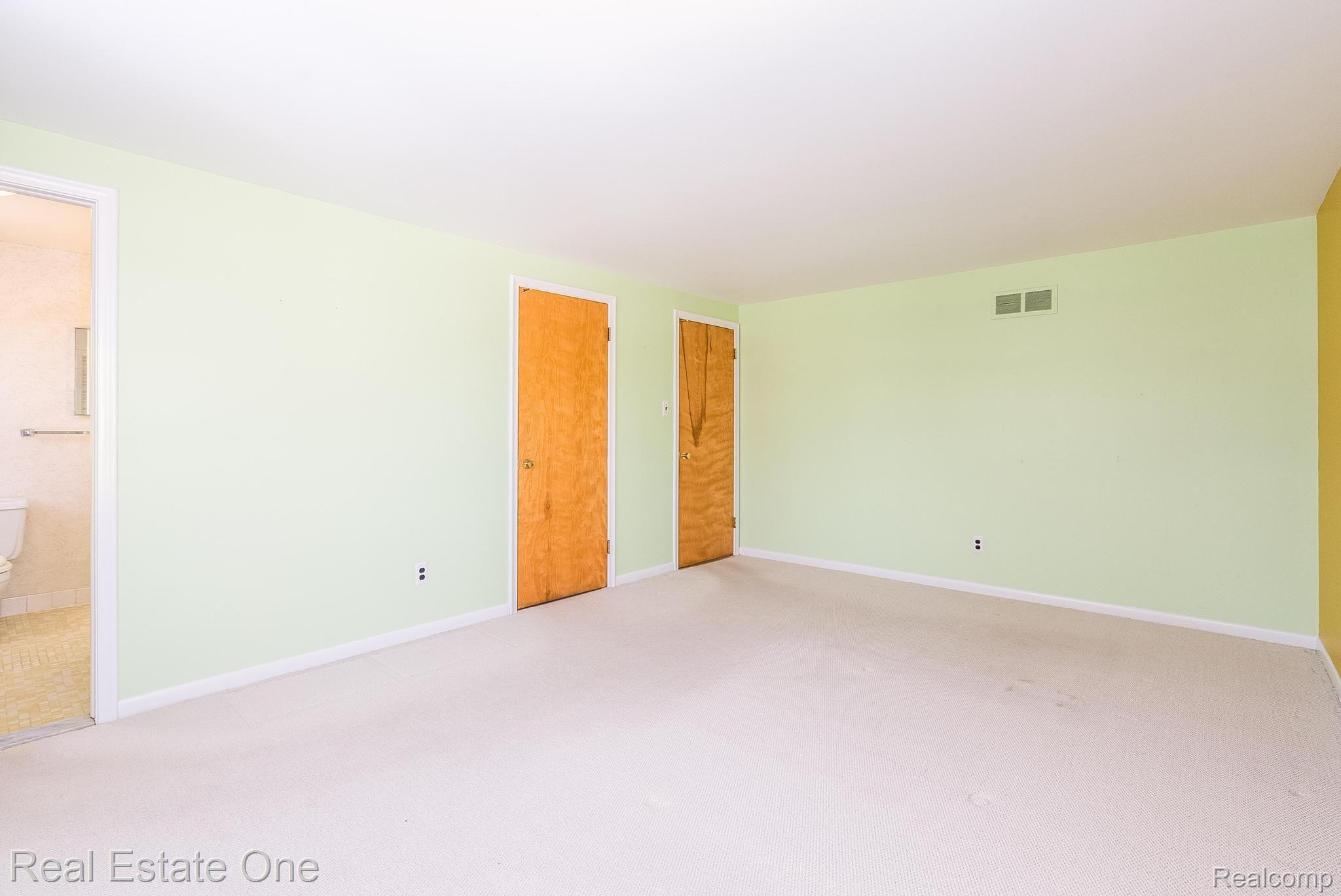 23125 Meadowbrook Road Novi, MI 48375 - Photo 48 of 49 Gallery Image 48