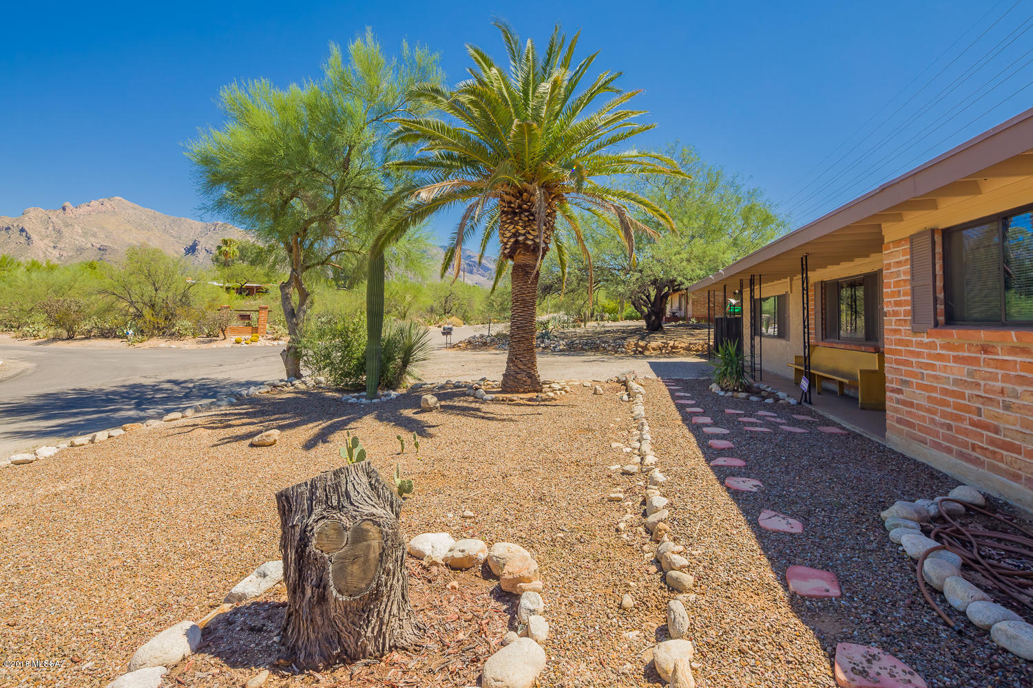 111 West Old Ina Road Tucson, AZ 85704 - Photo 3 of 25 Gallery Image 3