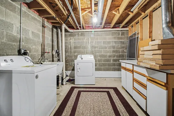 $330,000 | 13139 Mulberry Street, Southgate, MI 48195