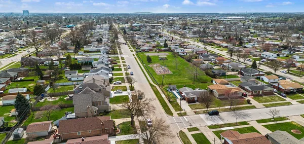 $330,000 | 13139 Mulberry Street, Southgate, MI 48195