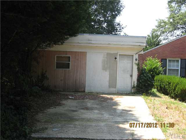 2700 Milburnie Road Raleigh, NC 27610 - Photo 3 of 6 Photo 3