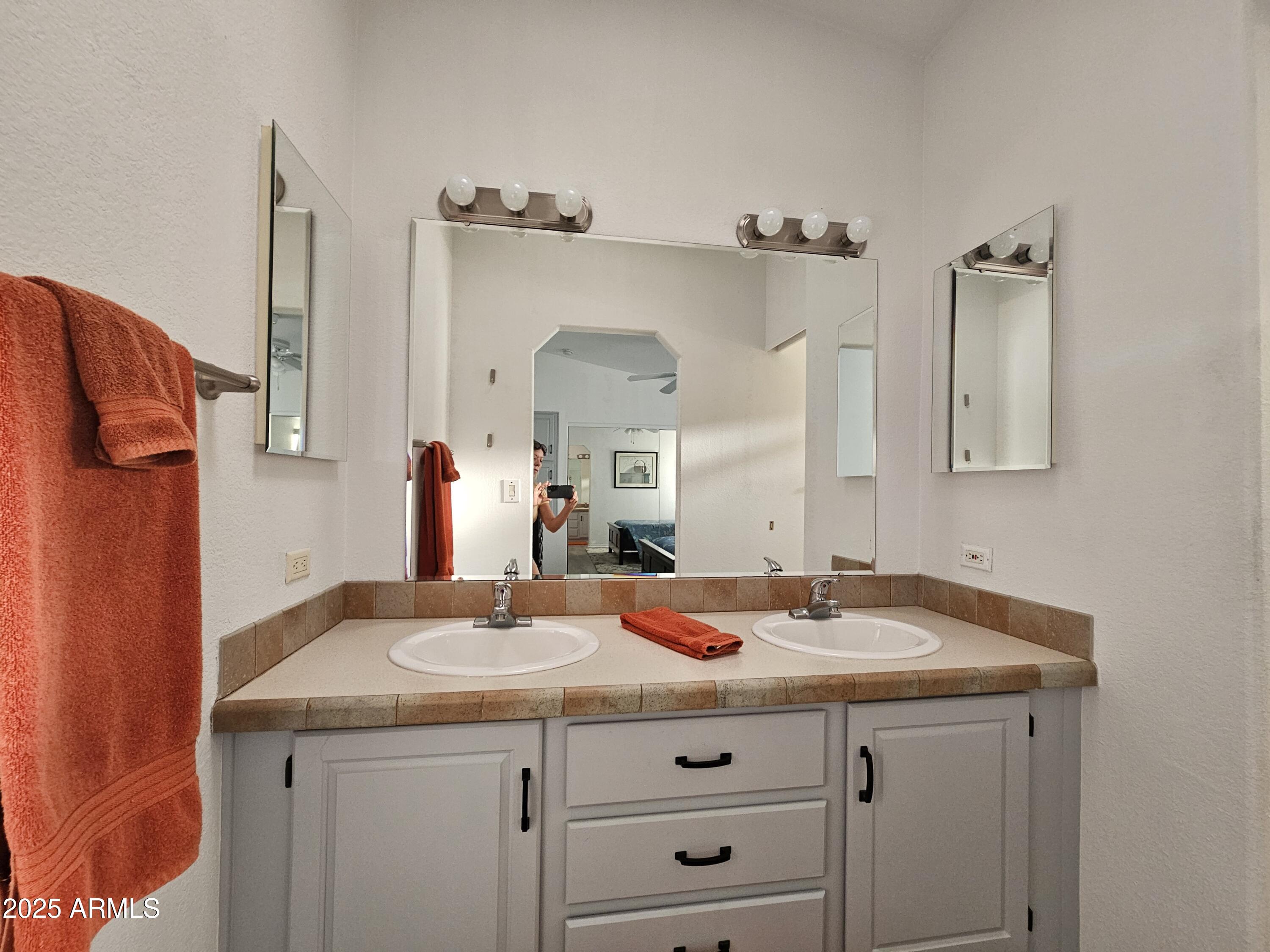 650 North Hawes Road, Unit 4634 Mesa, AZ 85207 - Photo 27 of 46 20250812_070435