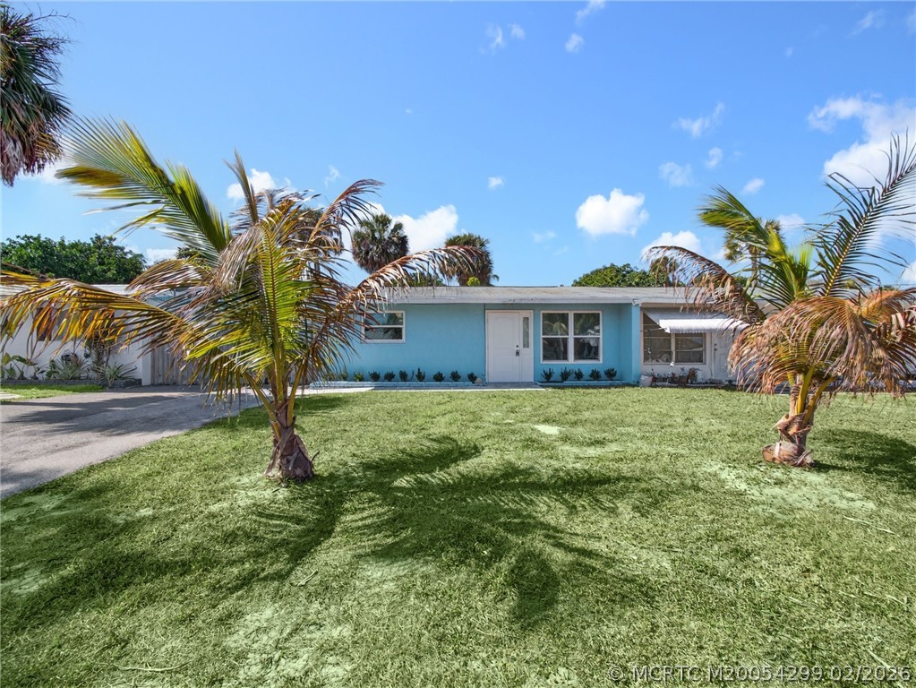 406 Robalo Court Stuart, FL 34996 - Photo 1 of 16 Gallery Image 1