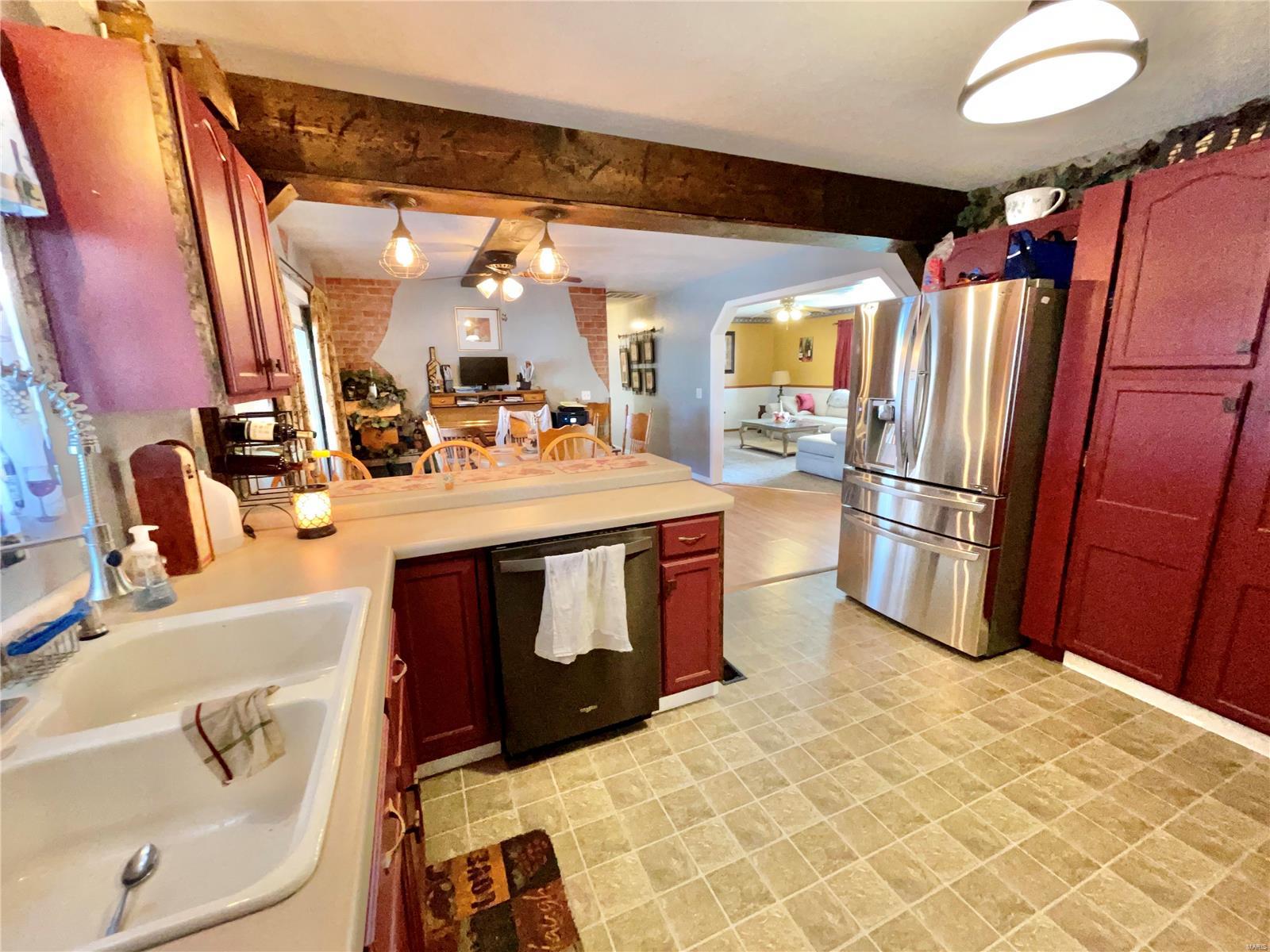 16573 Conrad Road Brighton, IL 62012 - Photo 2 of 37