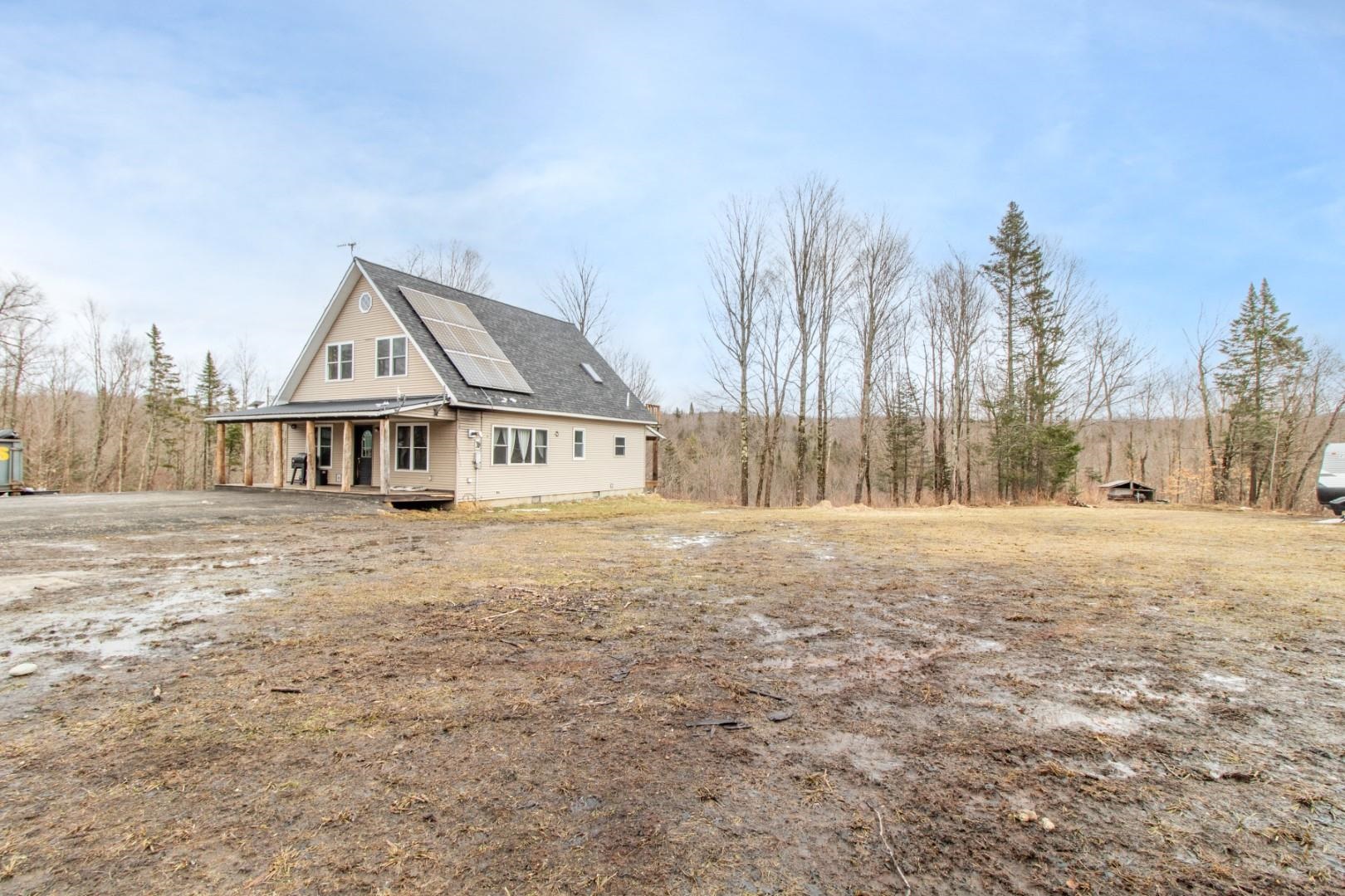 945 Tenakee Road Lowell, VT 05847 - Photo 2 of 47 Gallery Image 2