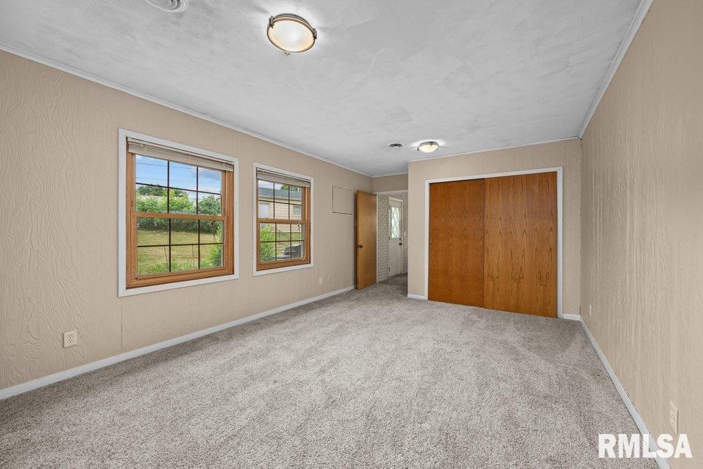 2847 Northhaven Road Davenport, IA 52804 - Photo 20 of 25 Gallery Image 20