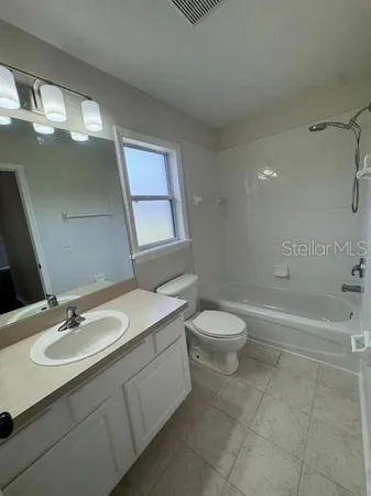 $329,000 | 40751 West 4th Avenue, Umatilla, FL 32784