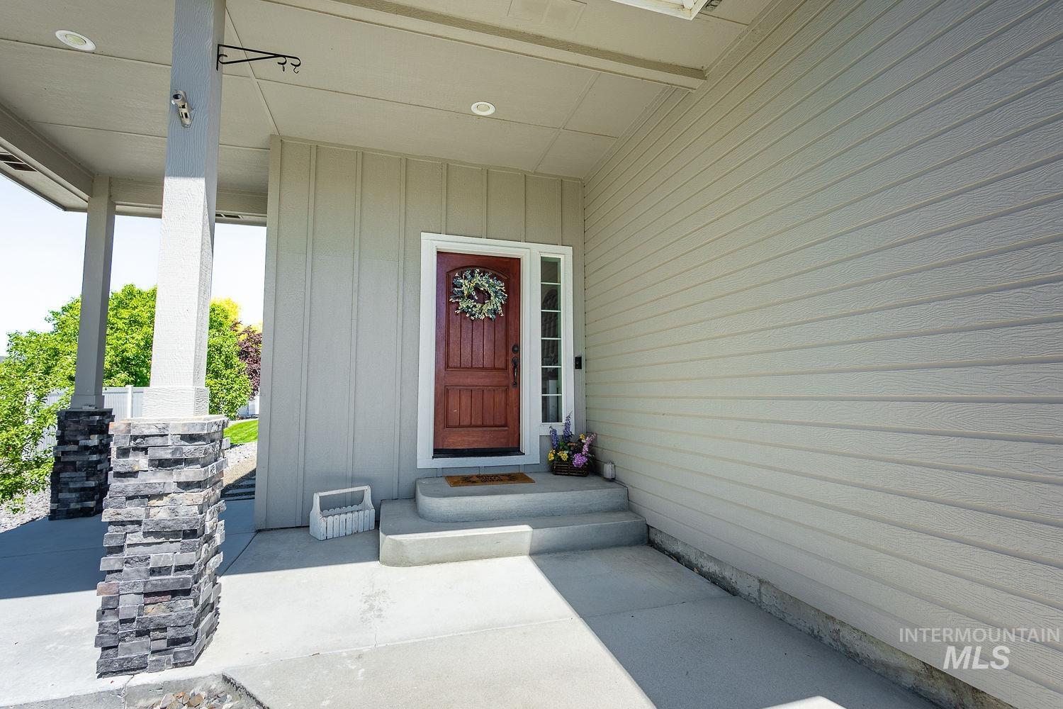14966 Marvel Place Caldwell, ID 83607 - Photo 3 of 49