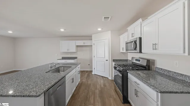 $257,900 | 218 Pristine Drive, Greenwood, SC 29646