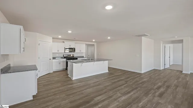 $257,900 | 218 Pristine Drive, Greenwood, SC 29646