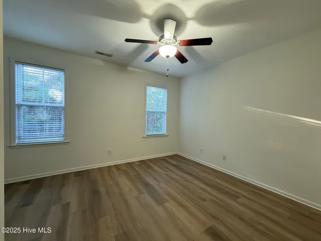 $1,325 | 312 Glenhaven Lane, Jacksonville, NC 28546