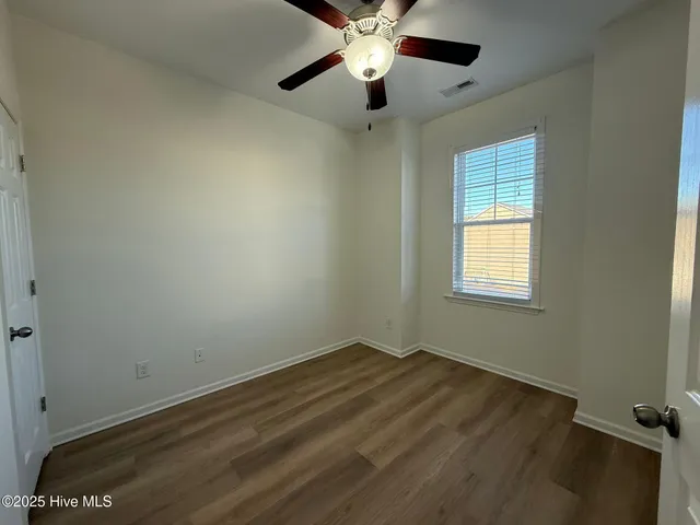 $1,325 | 312 Glenhaven Lane, Jacksonville, NC 28546