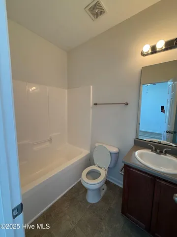 $1,325 | 312 Glenhaven Lane, Jacksonville, NC 28546