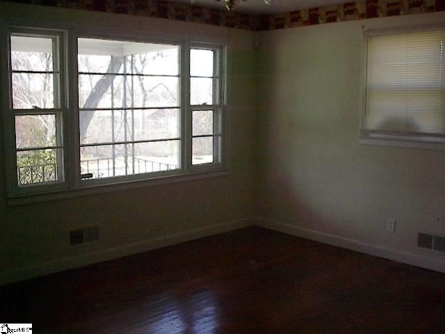 8341 Fairforest Road Spartanburg, SC 29303 - Photo 2 of 15 Gallery Image 2
