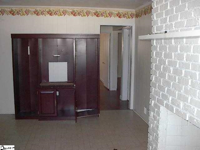 8341 Fairforest Road Spartanburg, SC 29303 - Photo 4 of 15 Gallery Image 4
