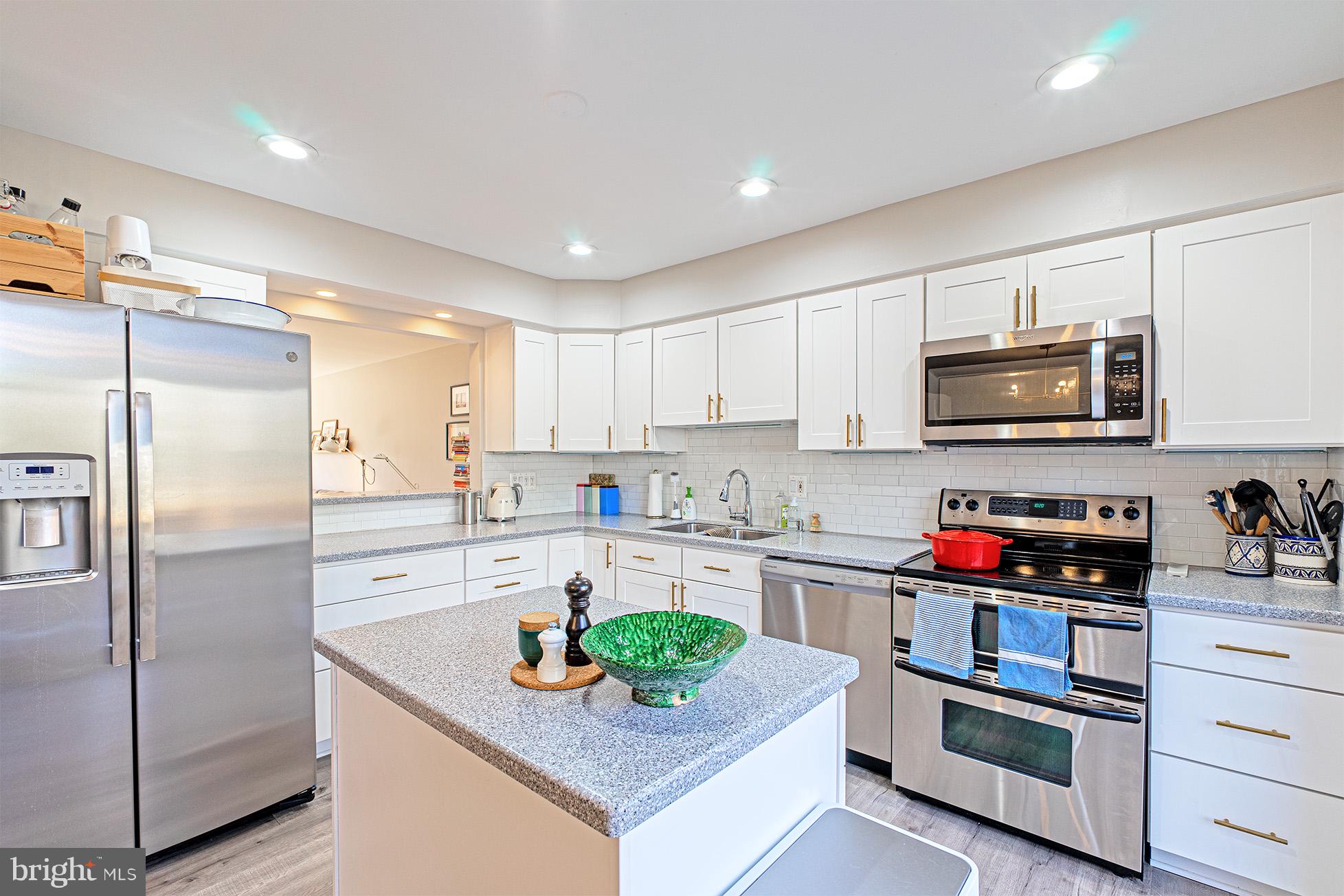 11502 Sunder Court Reston, VA 20190 - Photo 18 of 47