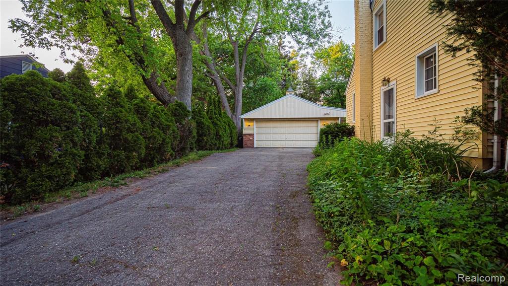 259 Red Oak Lane Rochester Hills, MI 48307 - Photo 20 of 21
