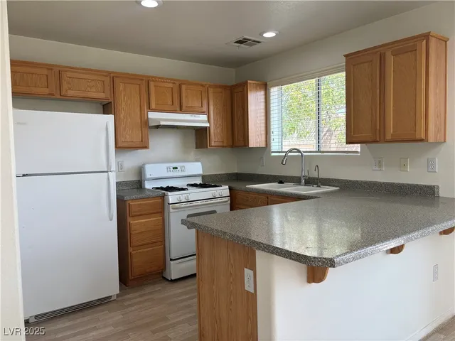 $1,745 | 9928 Juniper Haven Avenue, Las Vegas, NV 89148