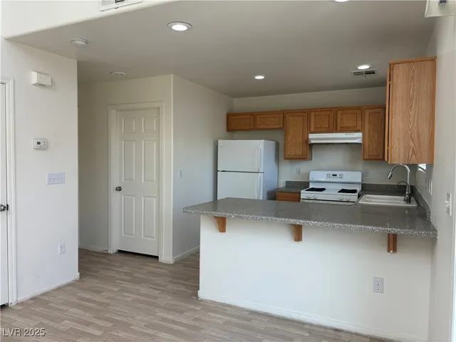 $1,745 | 9928 Juniper Haven Avenue, Las Vegas, NV 89148