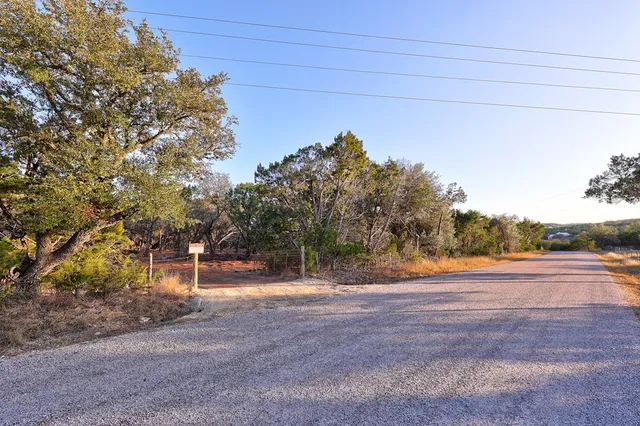 $699,000 | 196 B Rock Bottom Road, Hunt, TX 78024