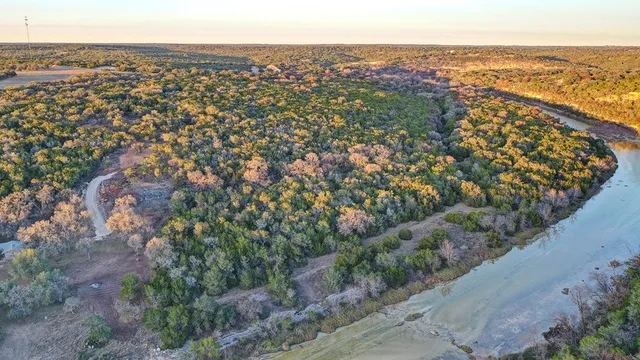 $699,000 | 196 B Rock Bottom Road, Hunt, TX 78024