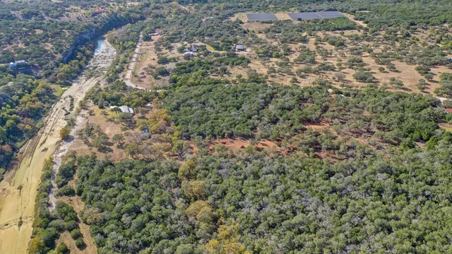 $699,000 | 196 B Rock Bottom Road, Hunt, TX 78024