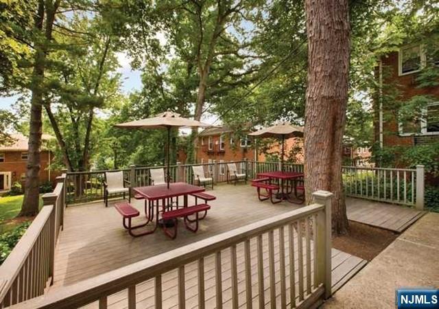 280-320 Oak Street, Unit 304B Ridgewood, NJ 07450 - Photo 20 of 28