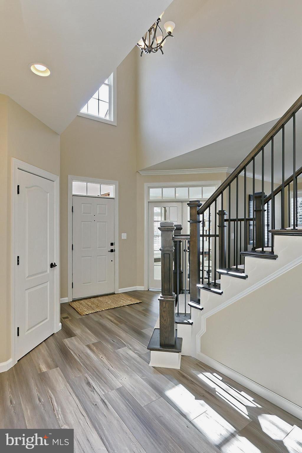 42440 Spring Splendor Drive Brambleton, VA 20148 - Photo 4 of 69 2 Story Foyer