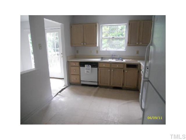 8505 Maeve Court Raleigh, NC 27616 - Photo 8 of 10 Gallery Image 8