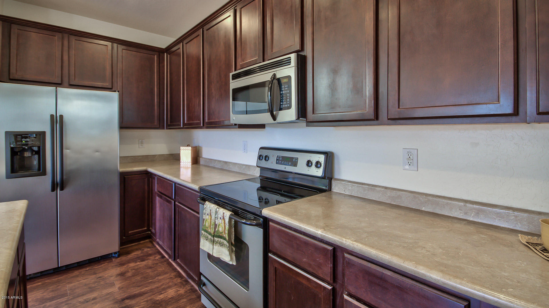 3941 South Rim Road Gilbert, AZ 85297 - Photo 4 of 29 Kitchen 3