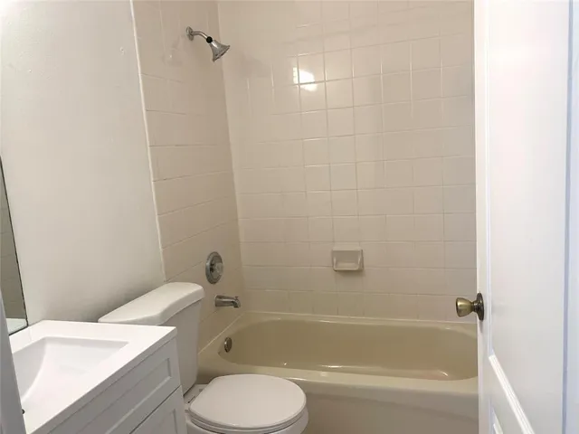 $3,100 | 256 Riverwalk Circle, Sunrise, FL 33326