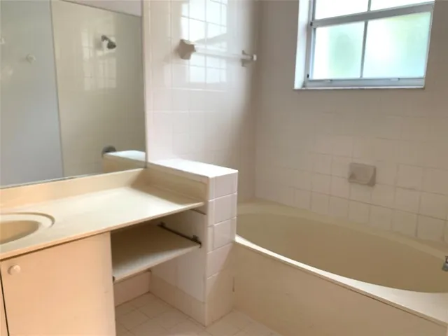 $3,100 | 256 Riverwalk Circle, Sunrise, FL 33326