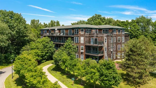 $360,000 | 117 Claire Point Road, Burlington, VT 05408