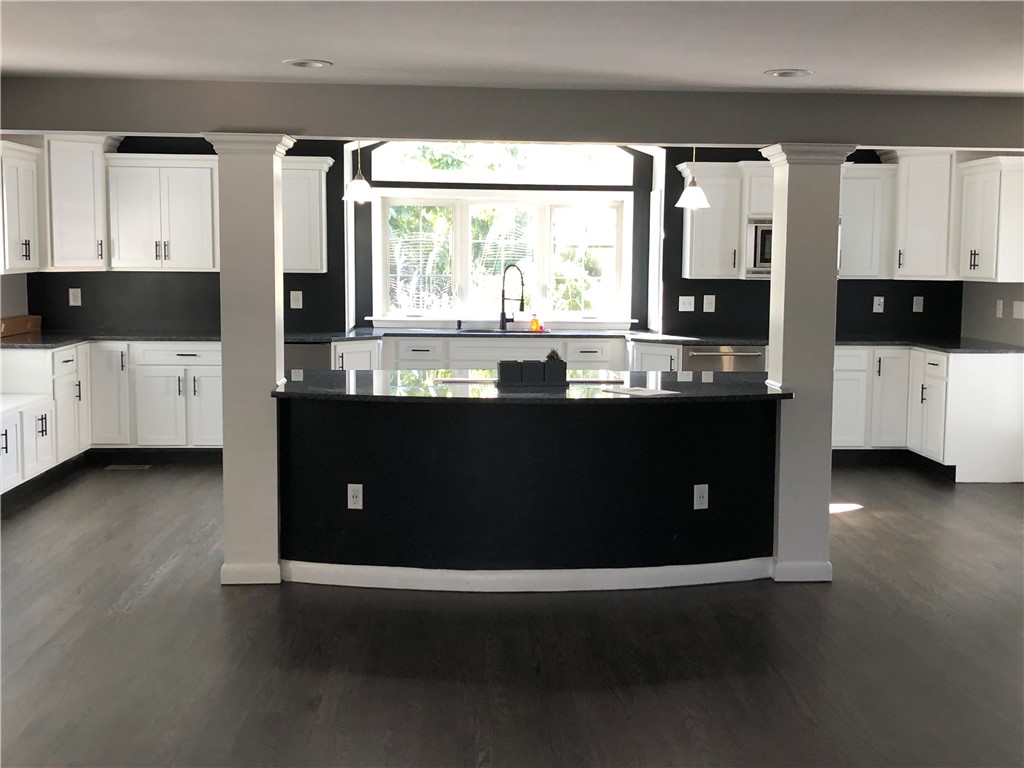 21 Kennedy Drive Warwick, RI 02889 - Photo 14 of 49