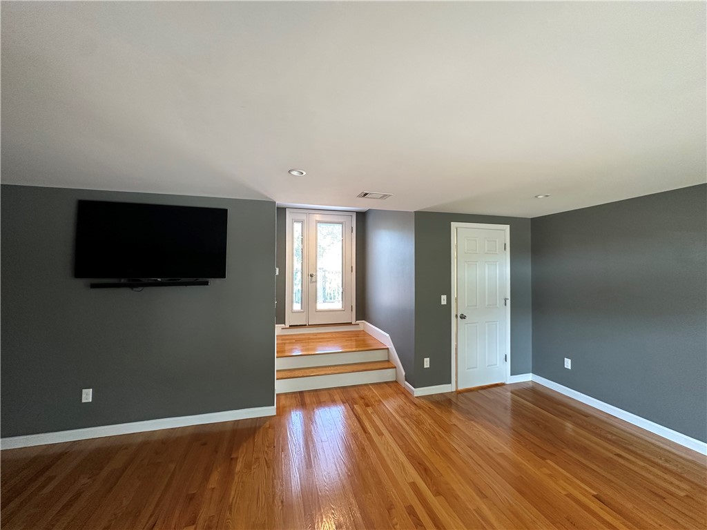 21 Kennedy Drive Warwick, RI 02889 - Photo 38 of 49