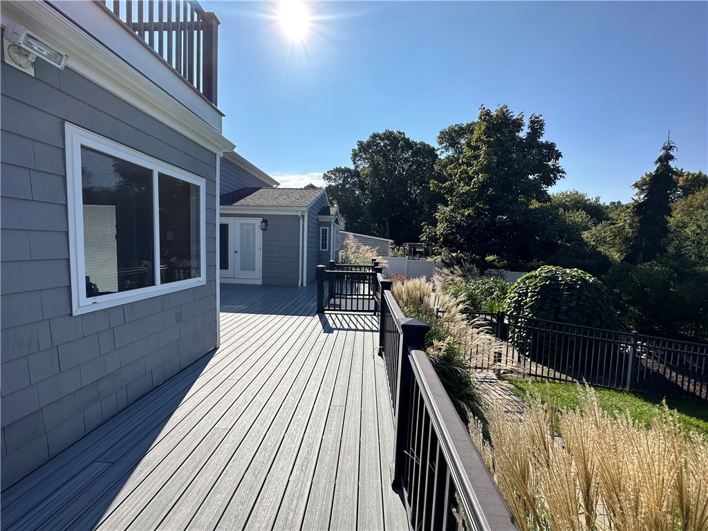 21 Kennedy Drive Warwick, RI 02889 - Photo 5 of 49