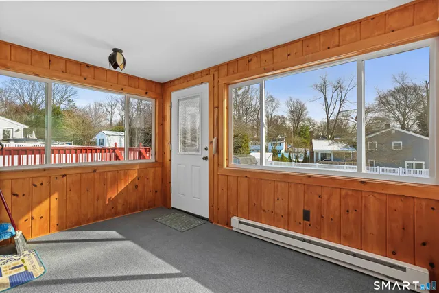 $689,900 | 250 Szost Drive, Fairfield, CT 06824