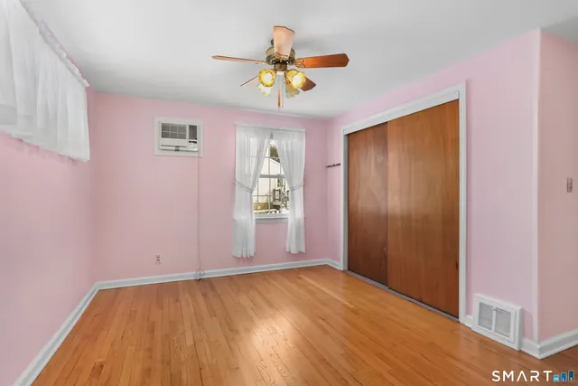 $689,900 | 250 Szost Drive, Fairfield, CT 06824