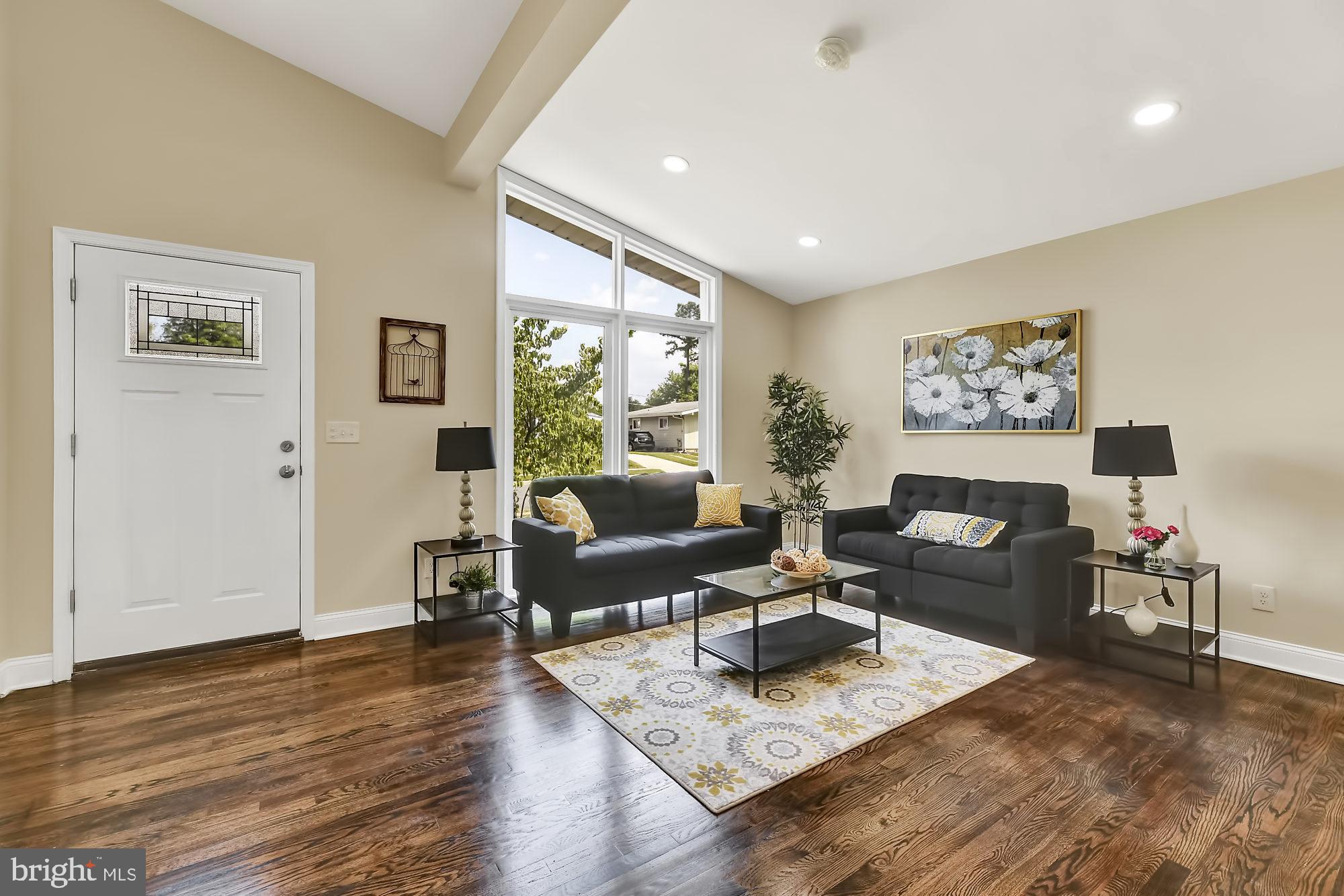 2811 Rona Road Baltimore, MD 21207 - Photo 3 of 26