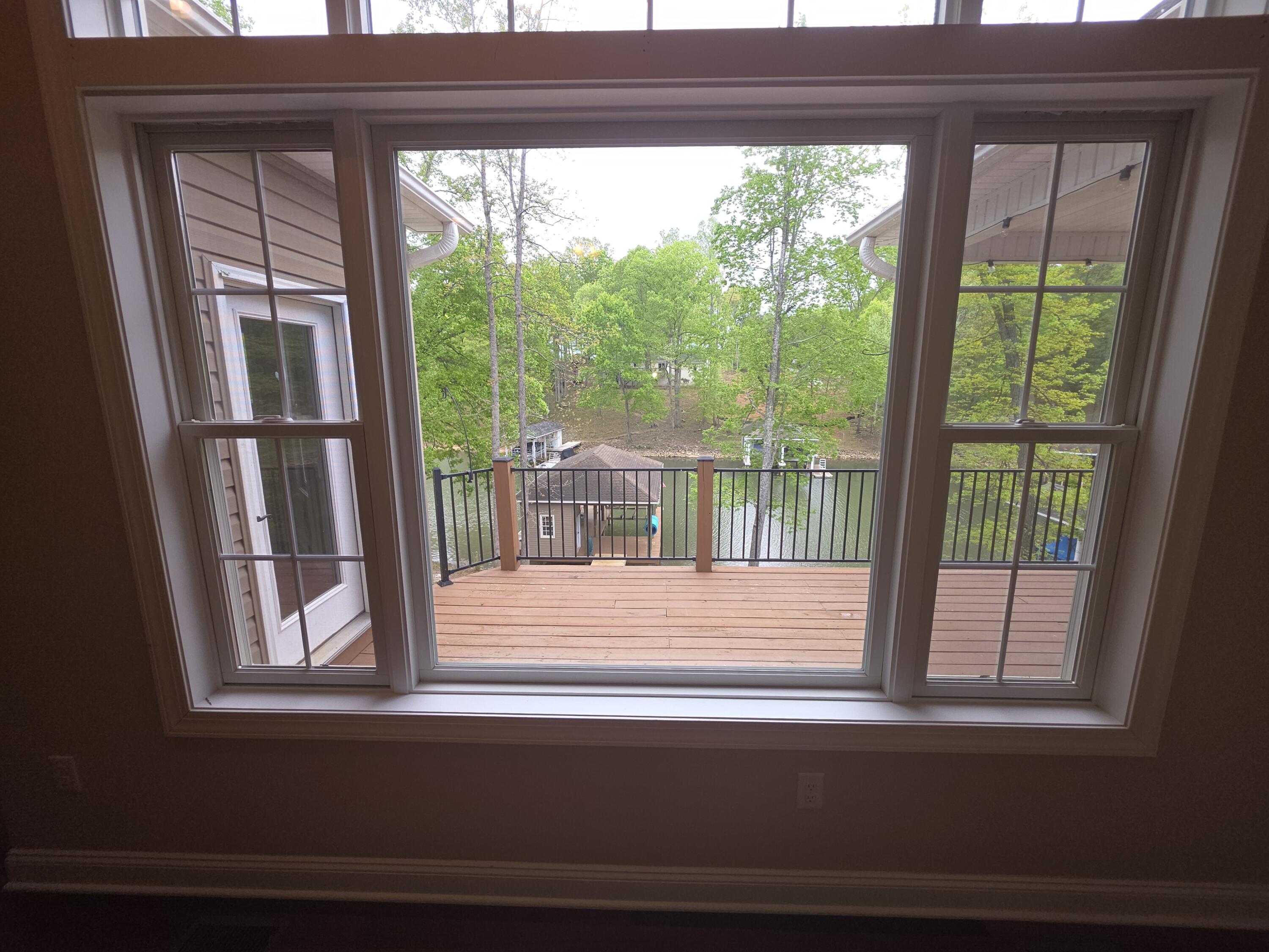 248 Woodbrook Road Moneta, VA 24121 - Photo 7 of 34 20260419_104714