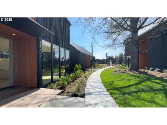 $715,000 | 11909 Northeast 57th Court, Unit LOT 4, Vancouver, WA 98686