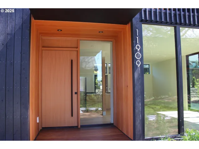 $715,000 | 11909 Northeast 57th Court, Unit LOT 4, Vancouver, WA 98686