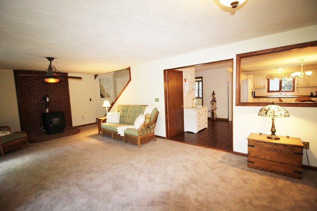 585 Royalston Road Phillipston, MA 01331 - Photo 17 of 30 Gallery Image 17
