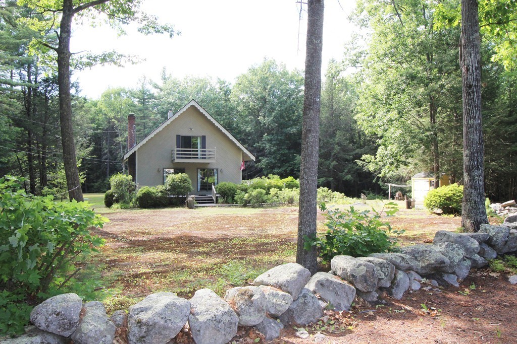 585 Royalston Road Phillipston, MA 01331 - Photo 4 of 30 Gallery Image 4