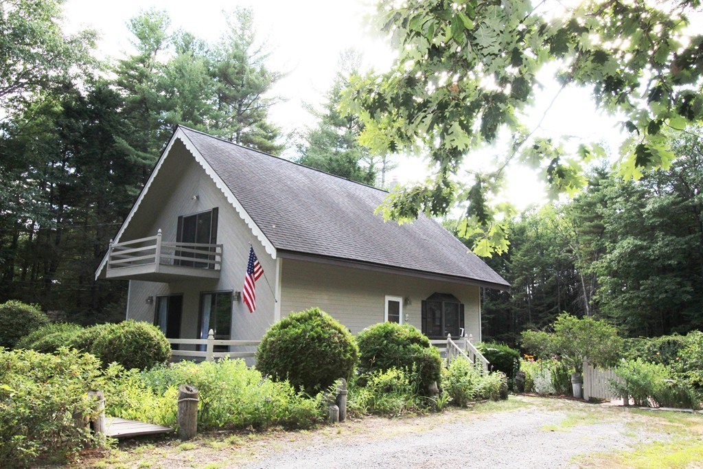 585 Royalston Road Phillipston, MA 01331 - Photo 5 of 30 Gallery Image 5