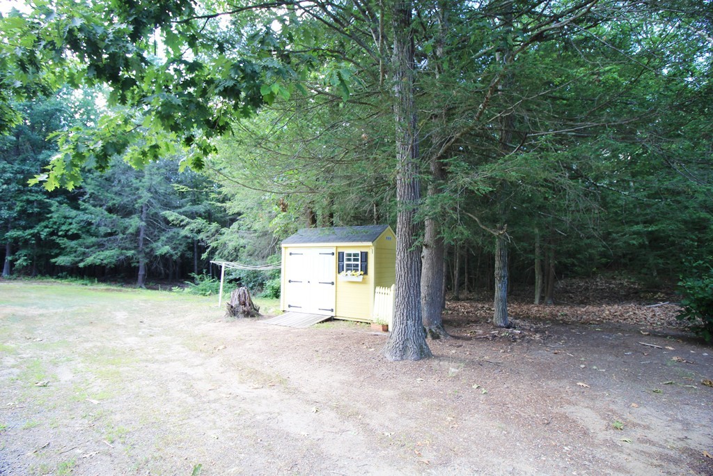585 Royalston Road Phillipston, MA 01331 - Photo 6 of 30 Gallery Image 6
