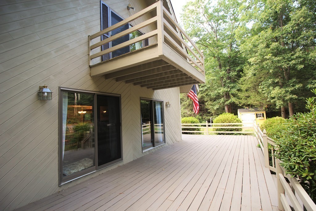 585 Royalston Road Phillipston, MA 01331 - Photo 9 of 30 Gallery Image 9